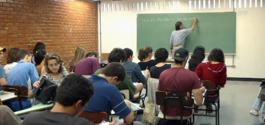 Convenção do Ensino Superior garante aos docentes folga do Dia do Professor!